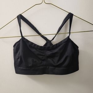 BLACK SPORTS BRA